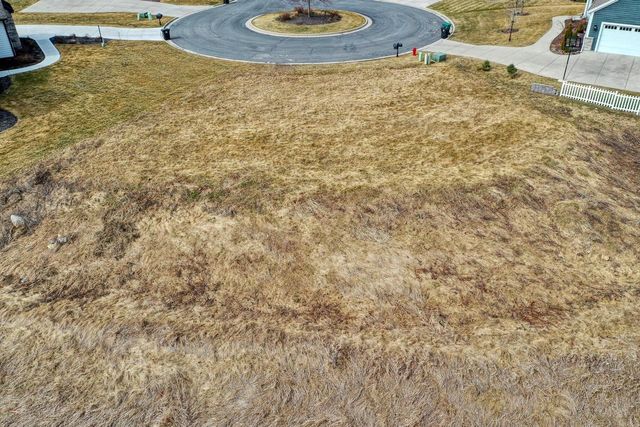 N57W19673 HOLLY COURT, Menomonee Falls, WI 53051