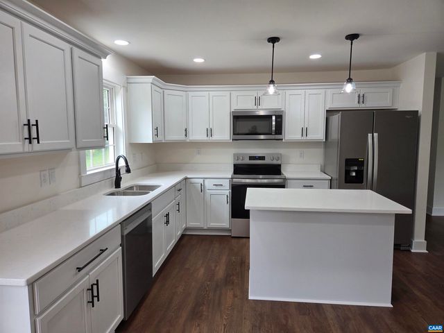 255 OLD TOLERSVILLE RD, Mineral, VA 23117