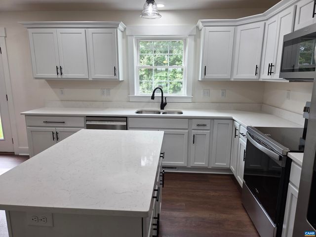 255 OLD TOLERSVILLE RD, Mineral, VA 23117