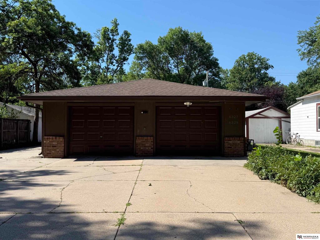 6327 Logan Avenue, Lincoln, NE 68507