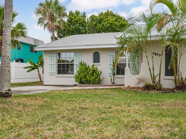 1873 Robalo Drive, Vero Beach, FL 32960