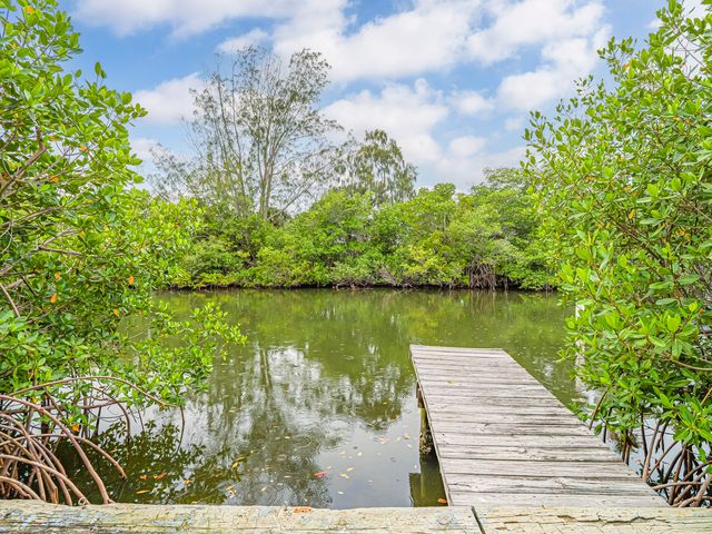 1873 Robalo Drive, Vero Beach, FL 32960