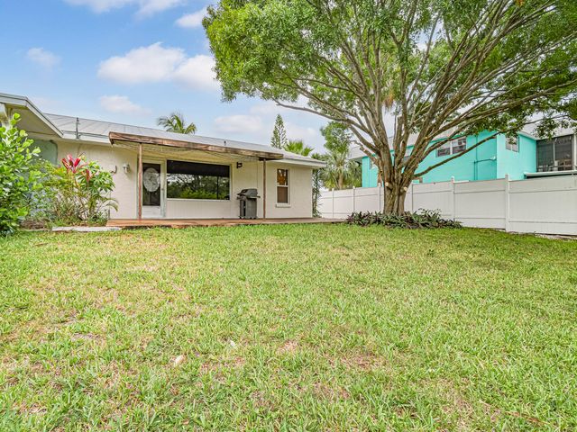 1873 Robalo Drive, Vero Beach, FL 32960