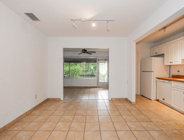 1873 Robalo Drive, Vero Beach, FL 32960