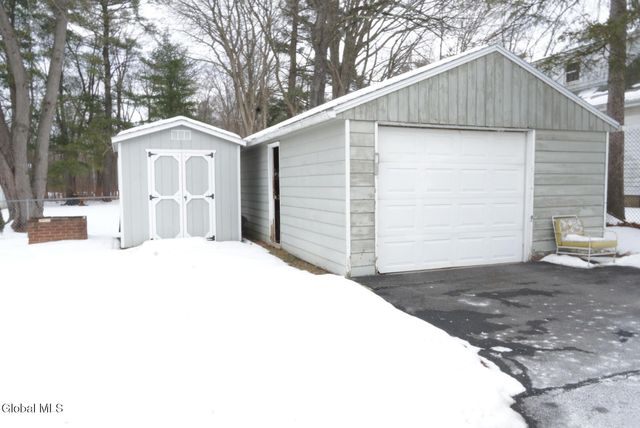 35 Cole Avenue, Colonie, NY 12205