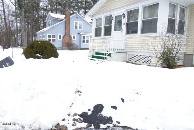 35 Cole Avenue, Colonie, NY 12205