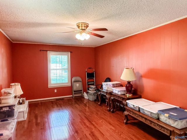 520 Diversey Street, Rainbow City, AL 35906