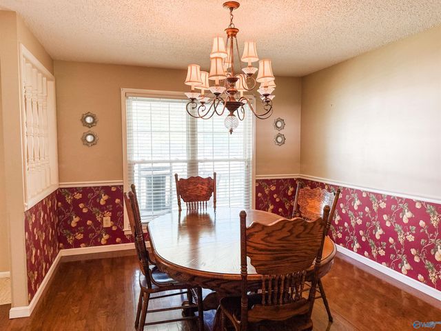 520 Diversey Street, Rainbow City, AL 35906