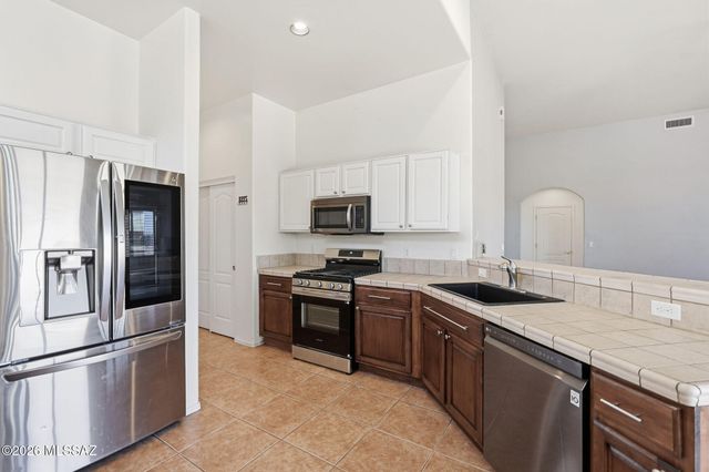 316 Circulo Bellagio, Rio Rico, AZ 85648