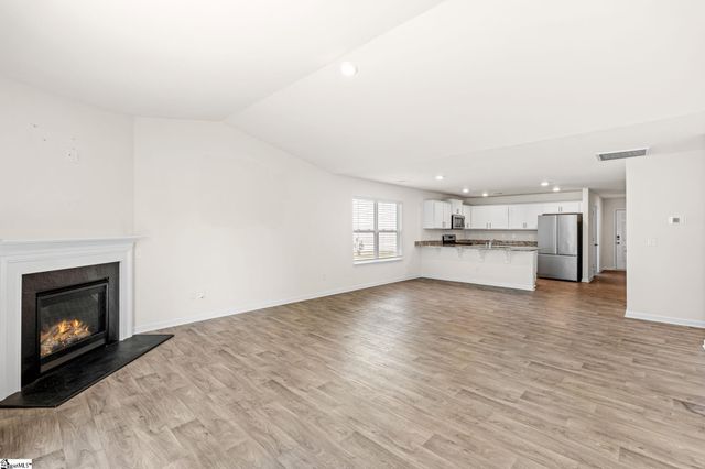 209 Sweetgrass Lane, Piedmont, SC 29673