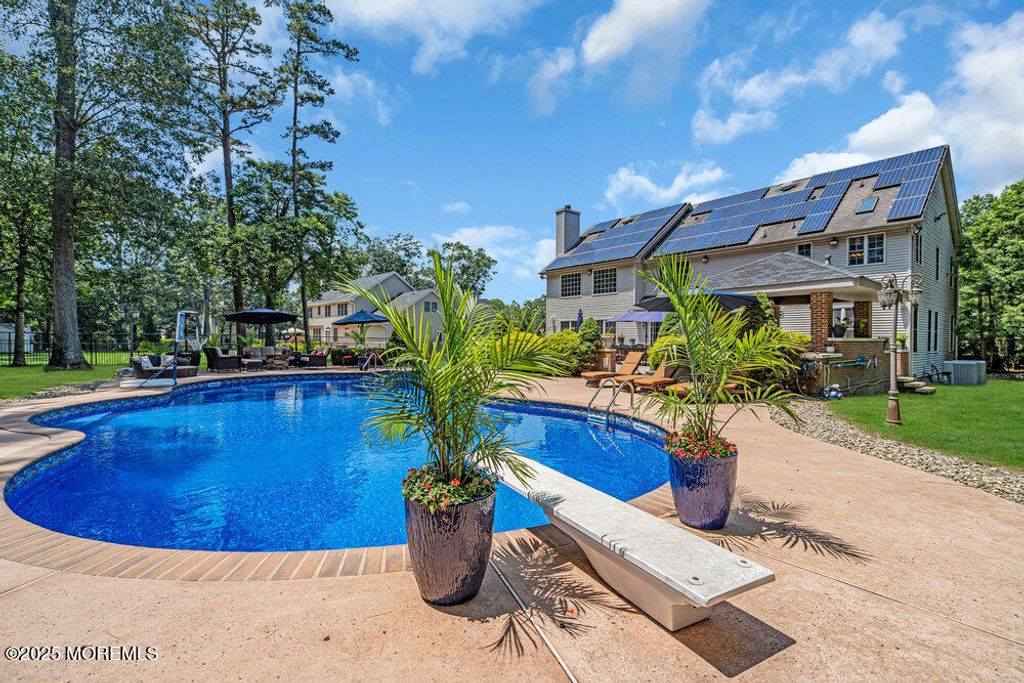 24 Conor Road, Jackson, NJ 08527