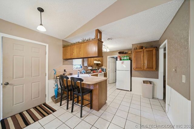 25001 E 110th Street S, Broken Arrow, OK 74014