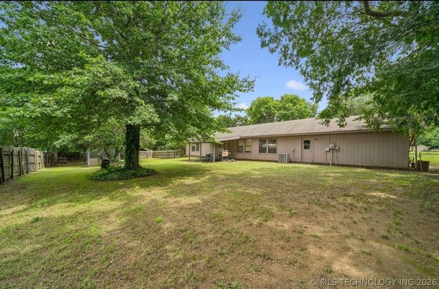 25001 E 110th Street S, Broken Arrow, OK 74014