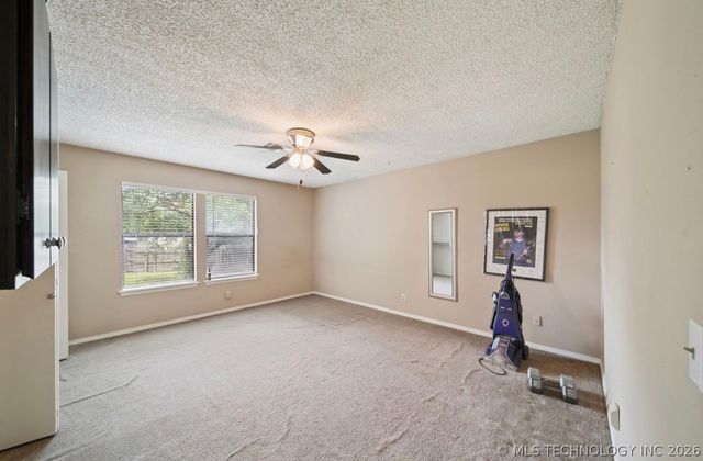 25001 E 110th Street S, Broken Arrow, OK 74014