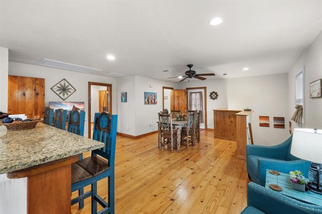 310 E Main Street, Fayetteville, TX 78940