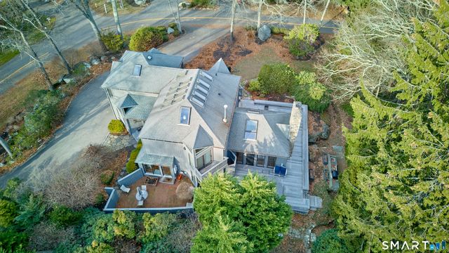 19 Money Point Road, Stonington, CT 06355