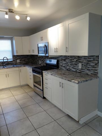 6400 Ash Avenue, Gary, IN 46403