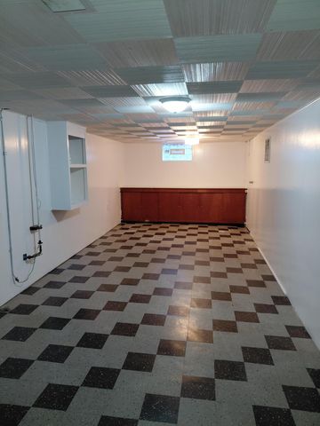 6400 Ash Avenue, Gary, IN 46403