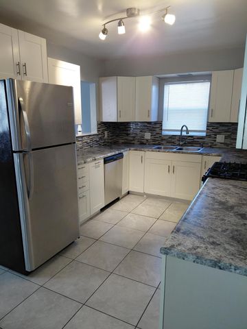 6400 Ash Avenue, Gary, IN 46403