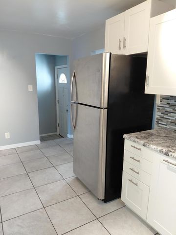 6400 Ash Avenue, Gary, IN 46403