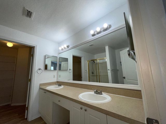 3313 S KIRKMAN ROAD 220, Orlando, FL 32811