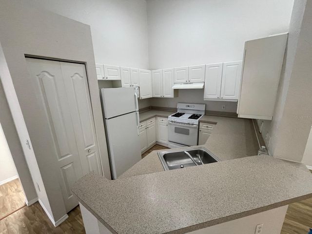 3313 S KIRKMAN ROAD 220, Orlando, FL 32811