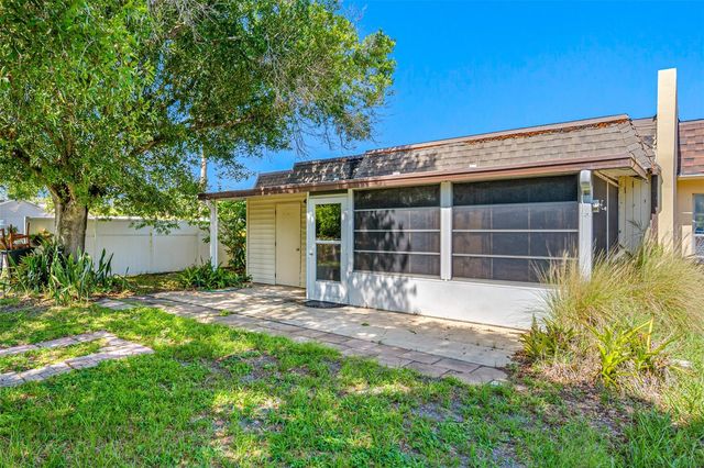 9994 83RD STREET, Seminole, FL 33777