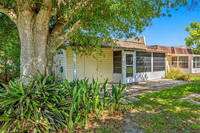 9994 83RD STREET, Seminole, FL 33777