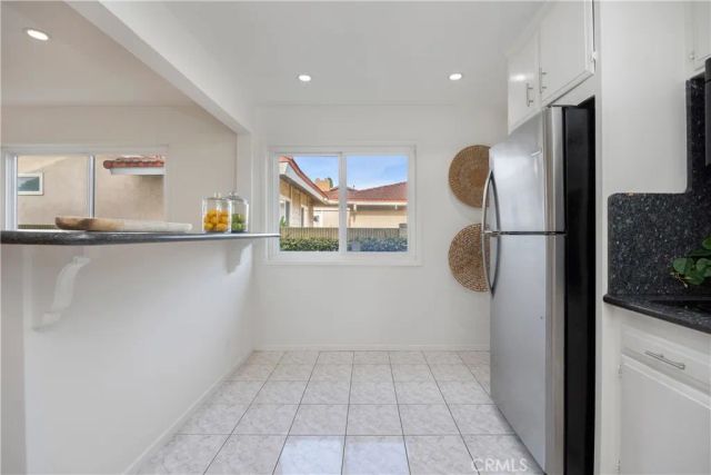 4657 Hazelnut Avenue, Seal Beach, CA 90740