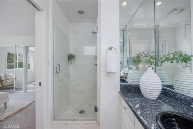 4657 Hazelnut Avenue, Seal Beach, CA 90740