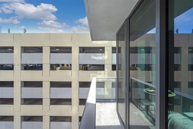 121 NE 5th Street 912B, Miami, FL 33132