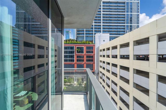121 NE 5th Street 912B, Miami, FL 33132