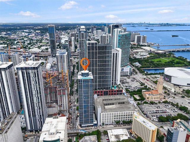 121 NE 5th Street 912B, Miami, FL 33132
