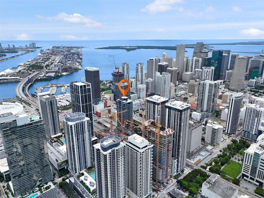 121 NE 5th Street 912B, Miami, FL 33132