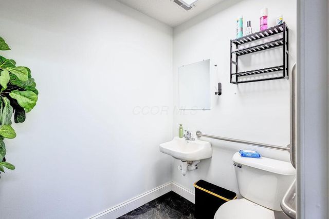 333 W Coshocton Street, Johnstown, OH 43031