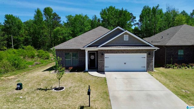 1802 LOEBNER LANE SE, Cullman, AL 35055