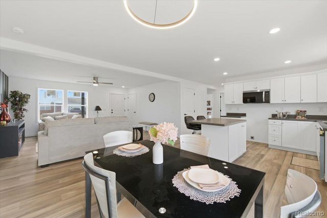 4331 Bridgeport Court, Inkster, MI 48141