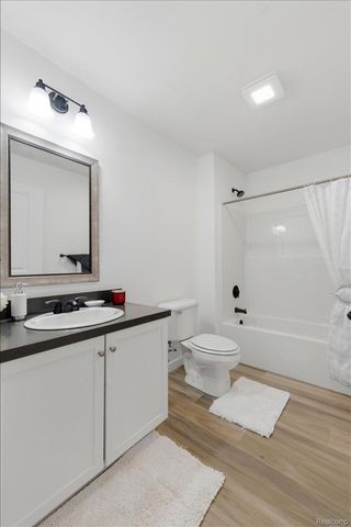 4331 Bridgeport Court, Inkster, MI 48141