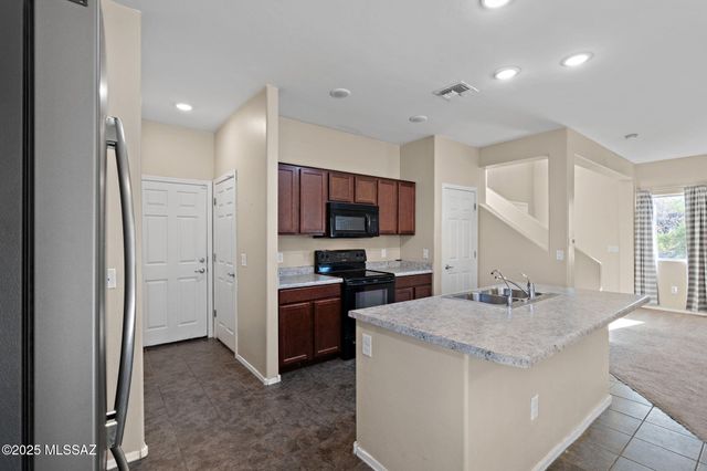 6543 E Brushback Loop, Tucson, AZ 85756