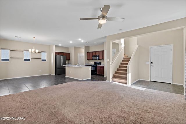 6543 E Brushback Loop, Tucson, AZ 85756