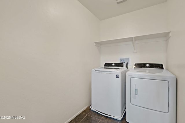 6543 E Brushback Loop, Tucson, AZ 85756