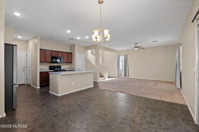 6543 E Brushback Loop, Tucson, AZ 85756