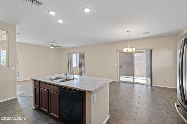 6543 E Brushback Loop, Tucson, AZ 85756