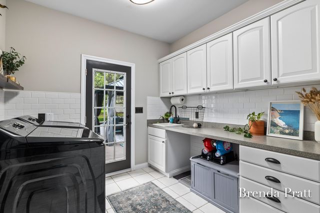 5486 Sand Dune Court SW, Wyoming, MI 49418
