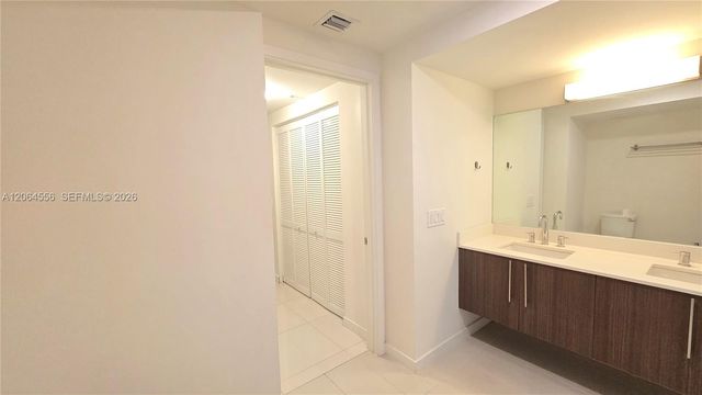 7825 NW 107th Ave 318, Doral, FL 33178