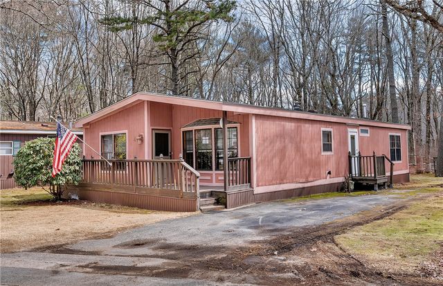 41 Leisure Way, Coventry, RI 02816