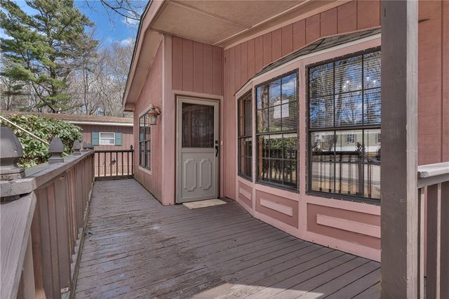 41 Leisure Way, Coventry, RI 02816