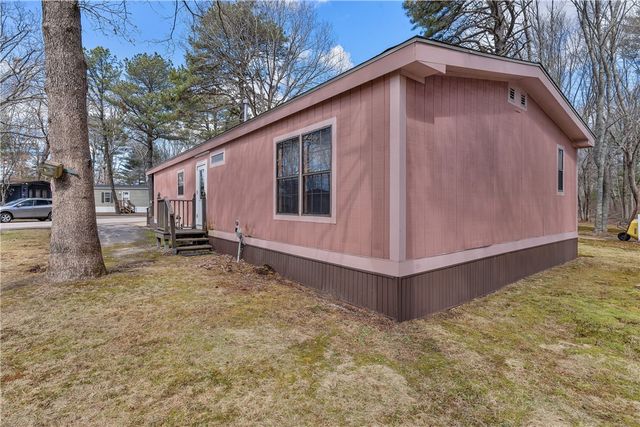 41 Leisure Way, Coventry, RI 02816