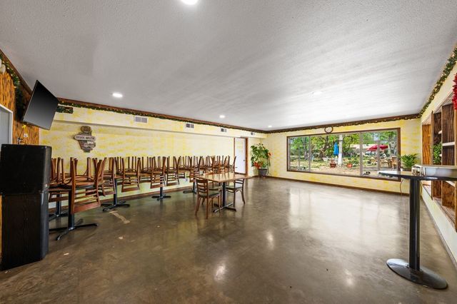 4455 Hwy 27, Kerrville, TX 78028