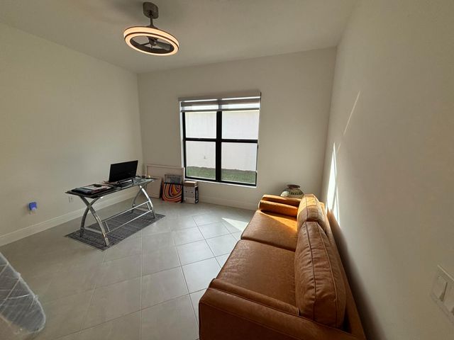 5372 Hutchinson Way, Westlake, FL 33470